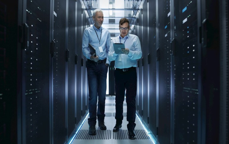 ABB Ability™ SmartTracker: control total y en tiempo real para tus sistemas SAI